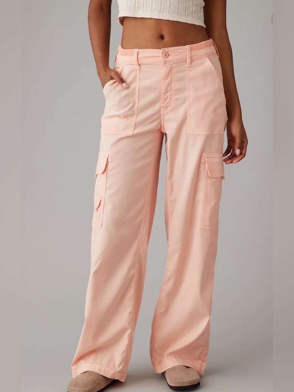 AE Dreamy Drape Stretch Cargo High-Waisted Baggy Peach Wide-Leg Pant size 2
